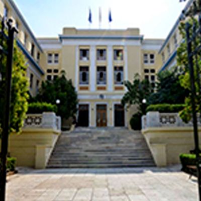 Συντήρηση Πρασίνου Οικονομικού Πανεπιστημίου Αθηνών